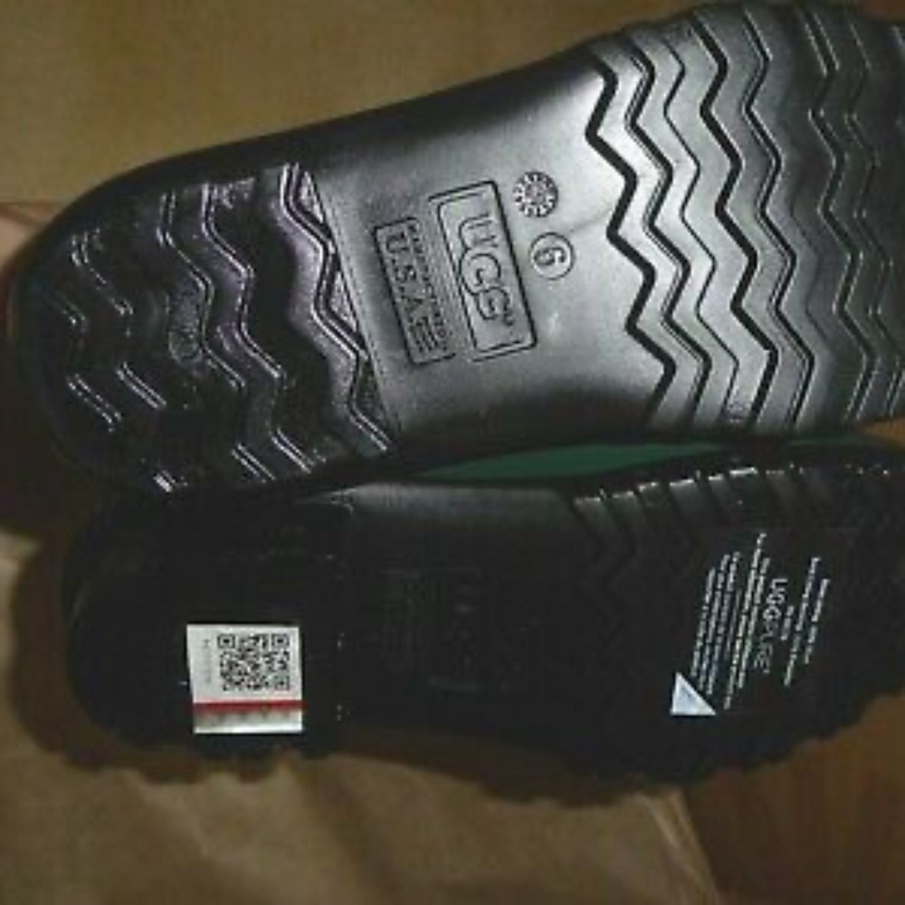 SALE 🎈 UGG Womens Shaye Rain boots High-Gloss Pine Green Women’s 6 NEW in Box - Picture 10 of 11